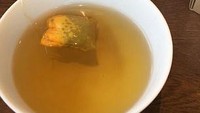 Jepang punya sejarah panjang konsumsi serangga, khususnya di Nagano. Sehingga ada pemakaian larva ulat sutera dalam kulinernya. Seperti dimasak bersama gula dan kecap. Terdapat juga teh dari kotoran ulat sutera.