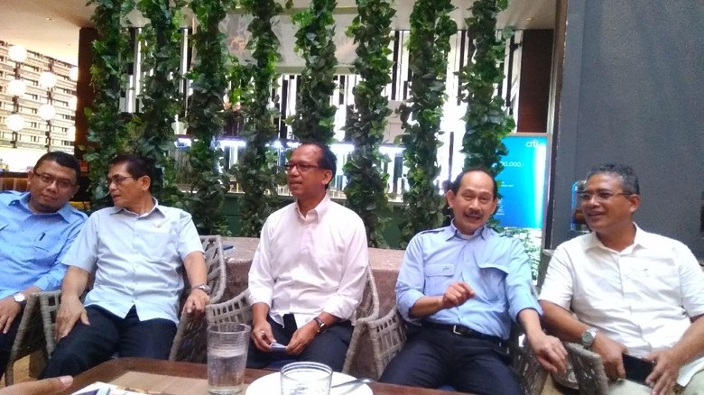 MA Larang Swastanisasi Air, PAM Jaya Restrukturisasi Palyja-Aetra MA Larang Swastanisasi Air, PAM Jaya Restrukturisasi Palyja-Aetra
