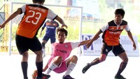 Sebanyak 320 tim terlibat dalam persaingan seru Super Soccer Futsal Battle 2017. Pertandingan-pertandingan yang digelar menggunakan aturan main internasional. 