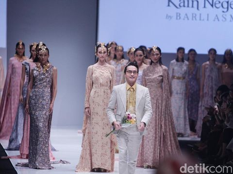 4300 Koleksi Model Baju Batik Jambi HD