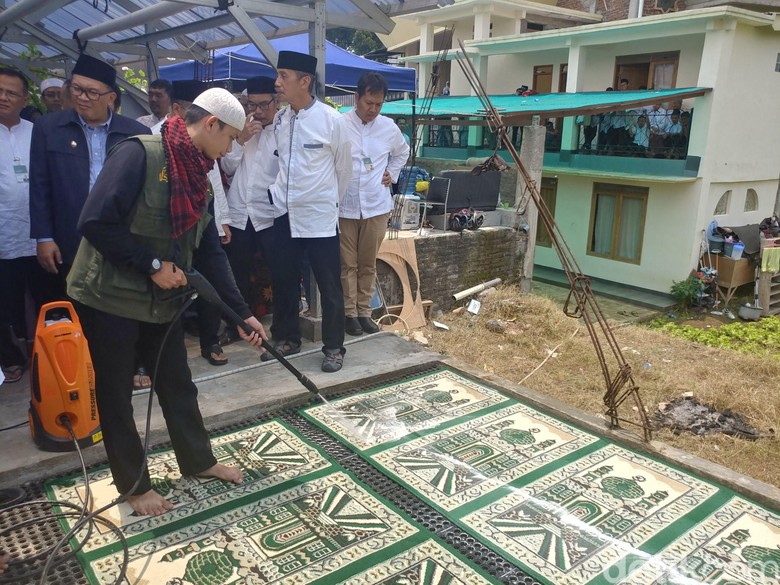 1 000 Masjid di iBandungi Raya Kini Bisa Cuci iKarpeti Gratis