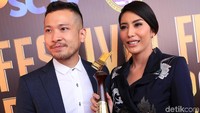 Tyas bersama Raiden saat ditemui di sebuah acara di kawasan Daan Mogot, Jakarta Barat pada akhir pekan lalu. Pool/Palevi S/detikFoto.