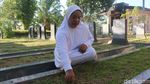 Foto: Perempuan Penjaga Makam Leluhur Turki di Aceh