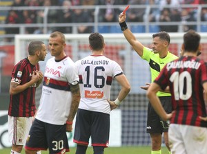 Kata Buffon soal Bonucci yang Dikartu Merah Lawan Genoa