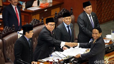 Fadli Zon Skors Paripurna untuk Lobi soal Perppu Ormas