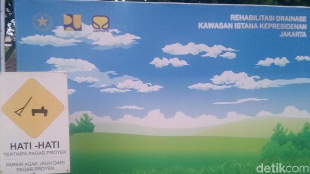  Menteri Basuki Sidak Proyek Drainase Istana
