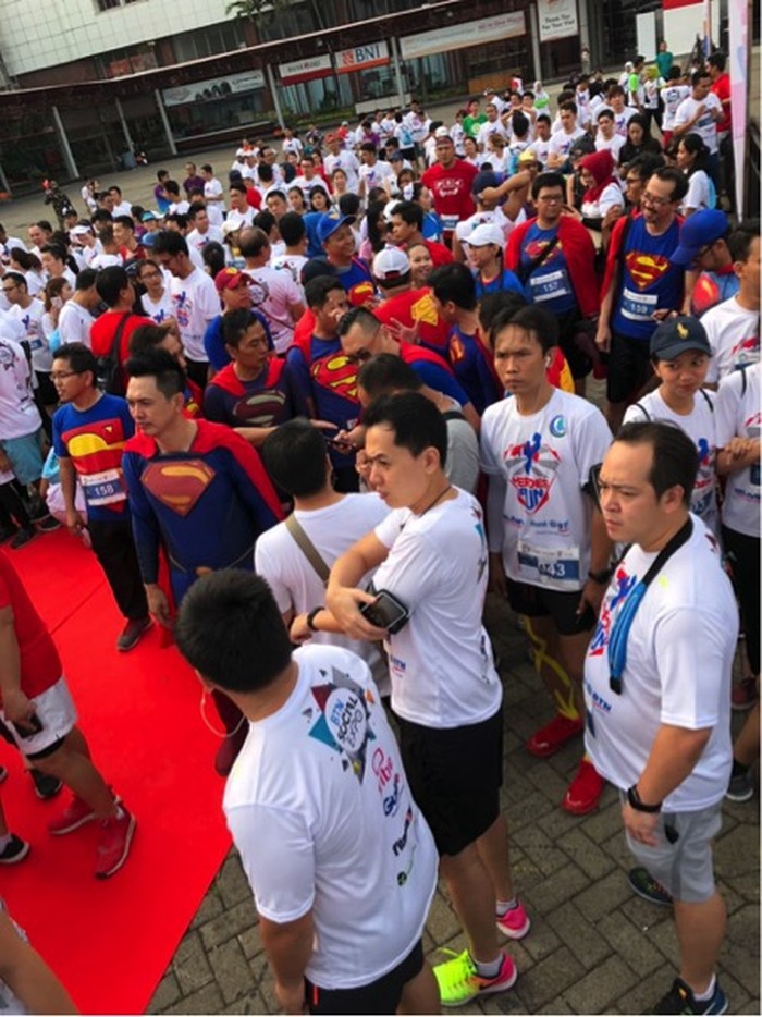 Pahlawan Super Meriahkan Acara Heroes Run