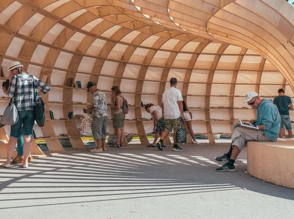 Foto: Keren! Perpustakaan Jalanan di Bulgaria