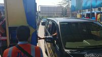 Gerbang Tol Pasteur Bandung Tak Lagi Terima Tunai