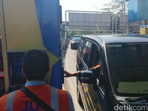 Ini Cara Lancar Gunakan Kartu e-Toll di Gardu