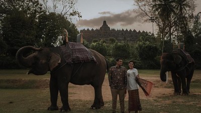 Inilah Foto Prewedding Tema Nusantara Ala Kahiyang Ayu dan Bobby