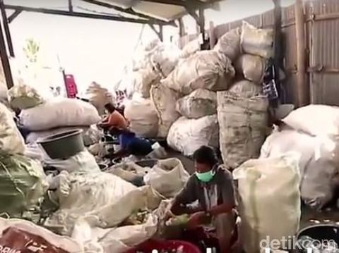 Klinik Asuransi Sampah yang didirikan dr Gamal/