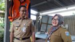 Foto: Gaya Anies Sidak Kelurahan Cikini di Hari Kerja Ketujuh