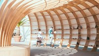 Ada arti di balik bentuk perpustakaan yang keren ini. Varna adalah sebuah kota yang terletak di tepi pantai dan sering disebut Ibukota laut Bulgaria (Rapanalibrary/Facebook)