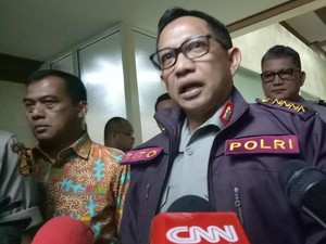 Kapolri: Pembebasan Sandera KKB Jadi Momen Bersihkan Pendulang Liar