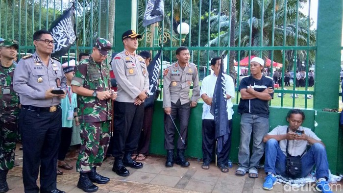 Perppu Ormas Jadi UU, Perwakilan Pendemo Masuk ke Gedung DPR