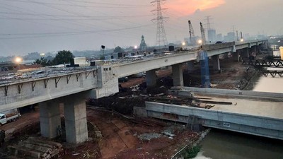Penampakan Terkini Tol Becakayu yang Diresmikan Jokowi Bulan Depan