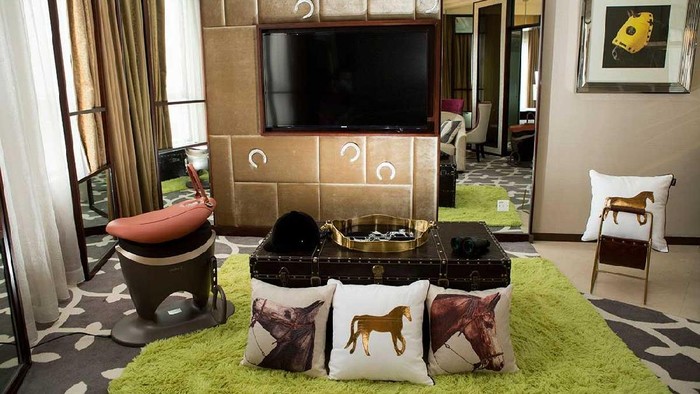 Aneh atau Unik? Ada Hotel Serba Kuda