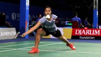 Gregoria Mariska Tunjung (tunggal putri) dan Rinov Rivaldy/Pritha Haningtyas Mentari (ganda campuran) menjadi juara kejuaraan Dunia Junior Bulutangkis di Yogyakarta. (dok. PBSI)
