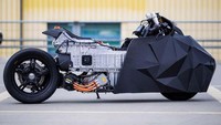 Skutik tersebut sengaja diubah oleh BMW untuk mengikuti sebuah festival di Berlin, Agustus lalu dengan menggunakan jasa builder Rolf Reick dari Krautmotors. Foto: Drive Spark