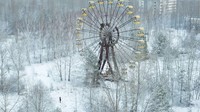 Walau keadaan di sana mencekam, De Rueda menyukai suasana Pripyat di malam hari. Ia amat menyukai saat benar-benar gelap karena memungkinkan untuk membuat pencahayaan sendiri, dengan senter (Dok. CNN Travel/David de Rueda)