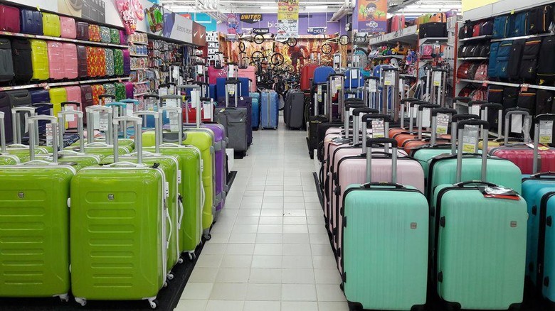 Foto: Aneka koper di Transmart Carrefour (Transmart Carrefour) Foto: Aneka koper di Transmart Carrefour (Transmart Carrefour)