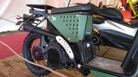 Dengan menamakan motor matic itu menjadi GTX Motosport, Darmagita tetap mempertahankan frame Vario. Foto: Prins David Saut