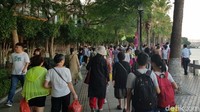 Pantauan detikTravel, Pulau Gulangyu ramai oleh wisatawan domestik dan turis mancanegara. Jangan kaget, hampir 1.000-an pengunjung datang ke sana per harinya (Elvan/detikTravel)