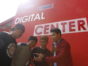 Telkomsel Genjot 4G Masuk Desa di Cisungsang, Lebak