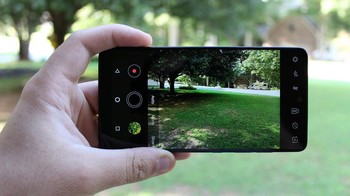 Berdasarkan data dari BayStreet, hanya ada 5.000 unit Essential yang terjual di Amerika Serikat sejak pertama diluncurkan. Foto: Android Central