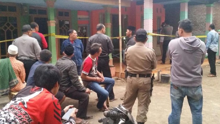 Rumah Warga Probolinggo Dibondet, Pelaku Diduga Tiga Orang