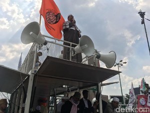HTI Muak Fraksi DPR Terima Perppu Sambil Sebut Nama Allah