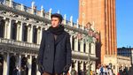 Potret Verrell Bramasta Saat Traveling
