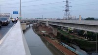 Ruas tol Becakayu (Bekasi-Cawang-Kampung Melayu) sepanjang 8 kilometer yang menyambungkan seksi 1b dan 1c (Cipinang Melayu-Pangkalan Jati-Jakasampurna) akan diresmikan Presiden Jokowi pada November 2017. Pool/Kementerian PUPR.