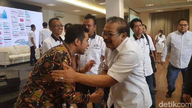 Calon Pasangan Khofifah Mengerucut ke 2 Nama