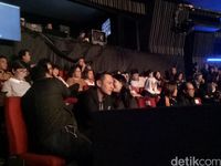 Sandiaga dan Agus Yudhoyono Nonton Bareng Konser Ari Lasso