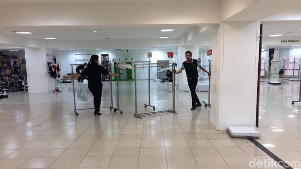 Suasana Lotus Thamrin lantai 1