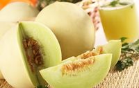 Kecuali Minum Air, Anda Juga Perlu Makan Air dari Makanan Ini