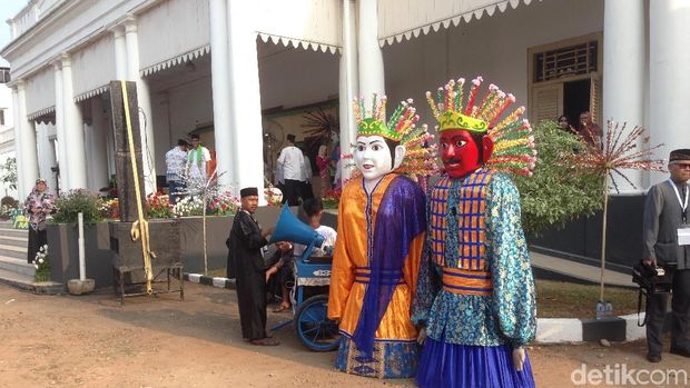 Ondel-ondel khas Betawi