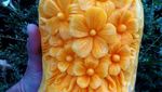 Keren! Labu Kuning Ini Diukir Bentuk Burung Hingga Bunga Cantik
