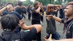 500 Penari Barongan Kesurupan Massal