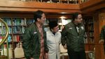 Foto: Jaket Bomber dari Habibie untuk Anies-Sandi