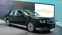Akhirnya, Toyota Century memasuki generasi ketiga. Toyota di Tokyo Motor Show sempat memamerkan prototipe Toyota Century. Foto: Rangga Rahadiansyah
