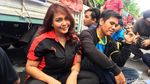 Driver Wanita di Demo Taksi Online