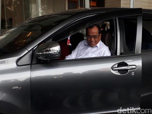 Atur Taksi Online, Menhub: Saya Menolak Monopoli