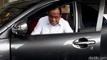 Naik Taksi Online, Menhub Semringah Banget