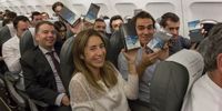 Samsung Bagi-bagi Galaxy Note 8 di Pesawat
