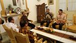 Foto: Tawa Jokowi, Anies, dan Sandiaga di Istana