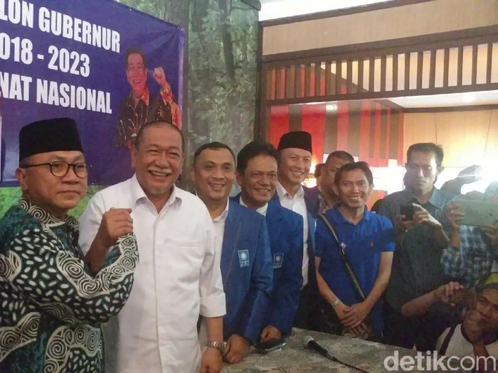 Diusung di Pilgub Jabar, Ini yang Diberikan Deddy Mizwar pada PAN