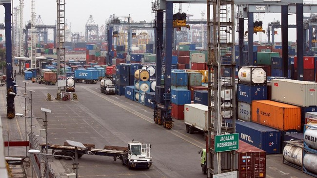 900 Barang Impor bakal Disetop Masuk RI